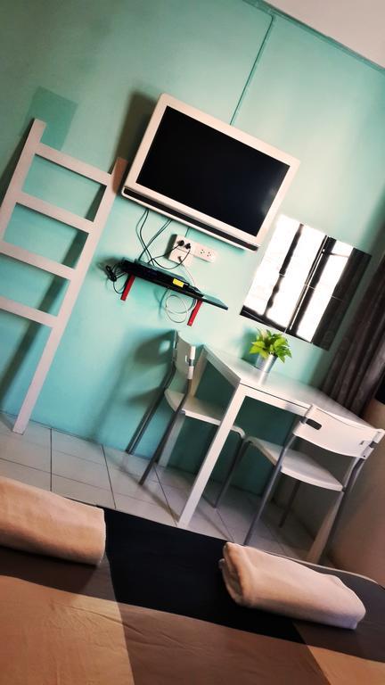 De Talak Hostel Bangkok Dış mekan fotoğraf