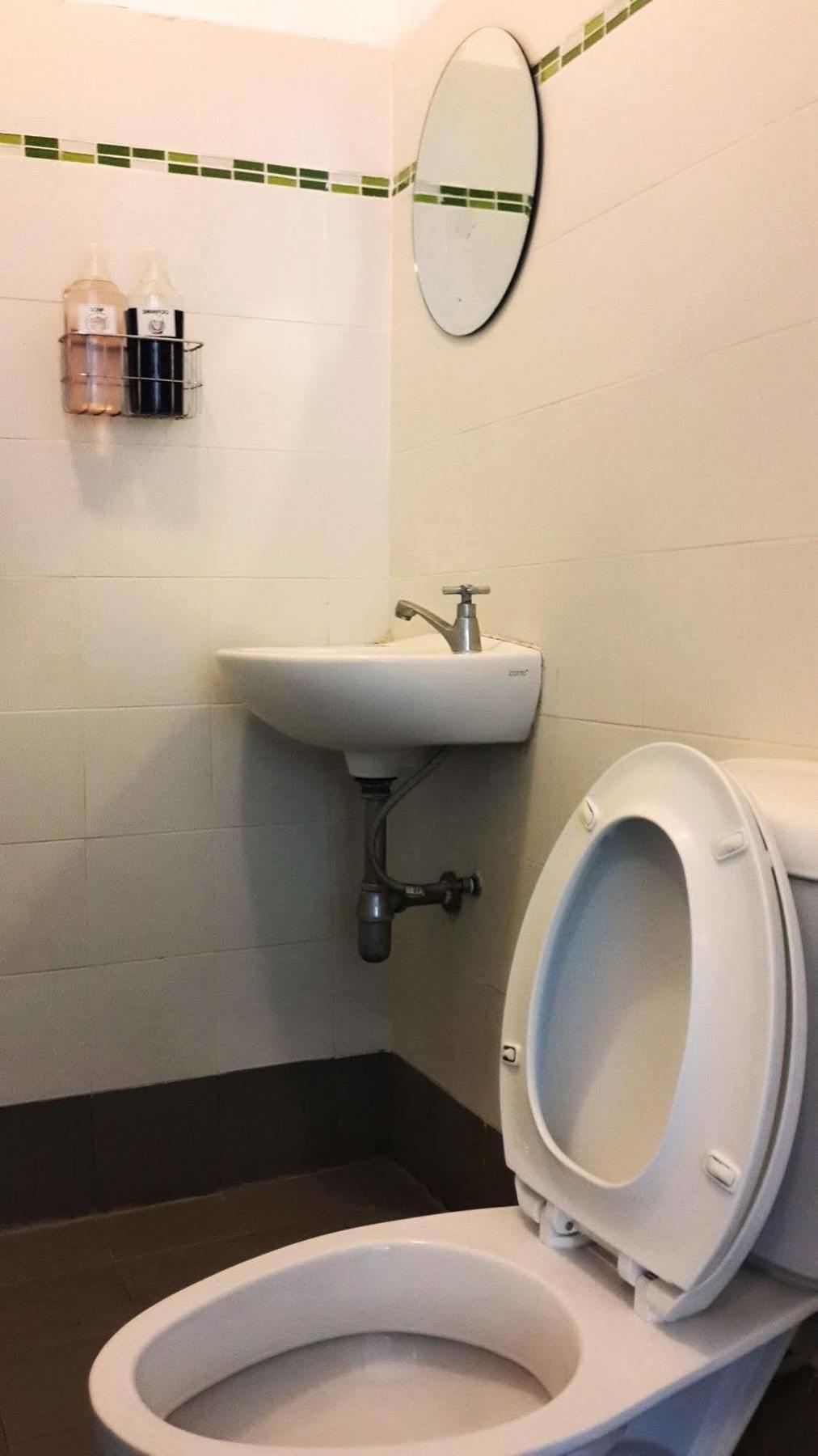 De Talak Hostel Bangkok Dış mekan fotoğraf
