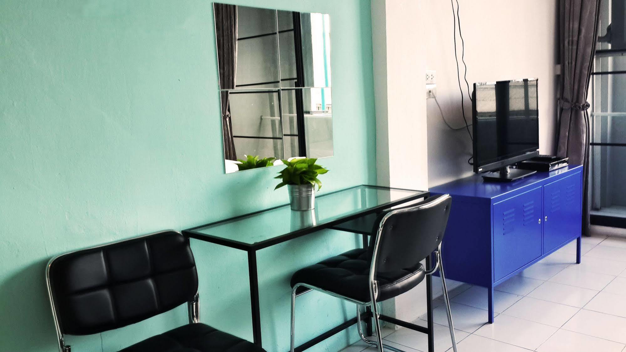 De Talak Hostel Bangkok Dış mekan fotoğraf